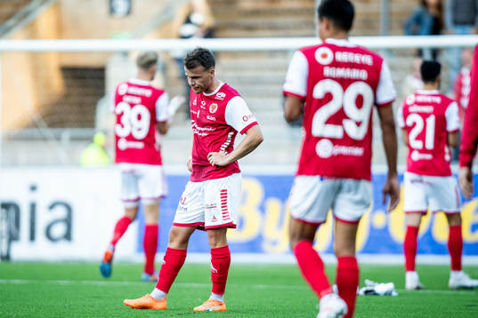 Kalmars Simon Skrabb deppar