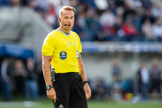 Domare Kristoffer Karlsson