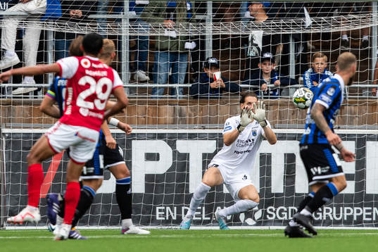 Sirius målvakt David Mitov Nilsson