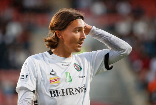 Örebros Adam Bark