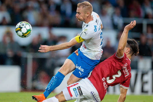 Värnamos Freddy Winsth och Degerfors Abdelkarim Mammar
