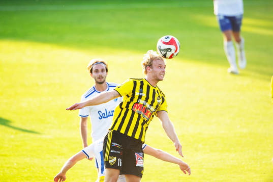 Bläddra bland fler bilder av Fotboll, DM, IFK Hässleholm - IFK Simrishamn