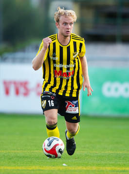IFK Hässleholms Victor Holmberg i matchen i DM mellan IFK