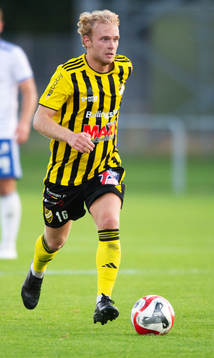 IFK Hässleholms Victor Holmberg i matchen i DM mellan IFK