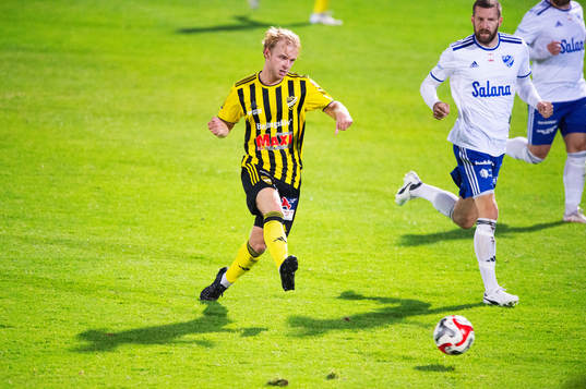 IFK Hässleholms Victor Holmberg i matchen i DM mellan IFK