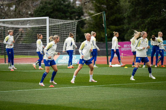 Jonna Andersson, Caroline Seger and Amanda Ilestedt of the