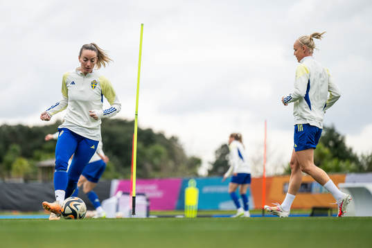 Kosovare Asllani and Caroline Seger of the Swedish women's