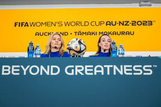Fridolina Rolfö and Kosovare Asllani of the Swedish