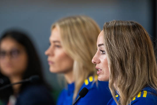 Fridolina Rolfö and Kosovare Asllani of the Swedish