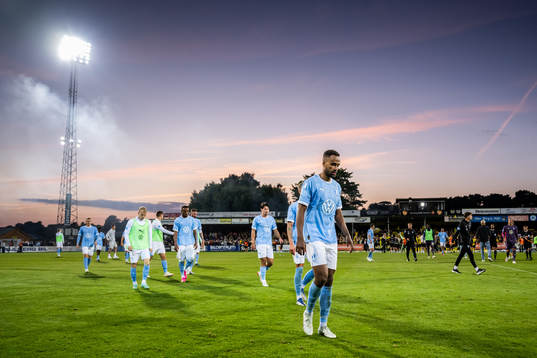 Malmö FFs Isaac Kiese Thelin deppar