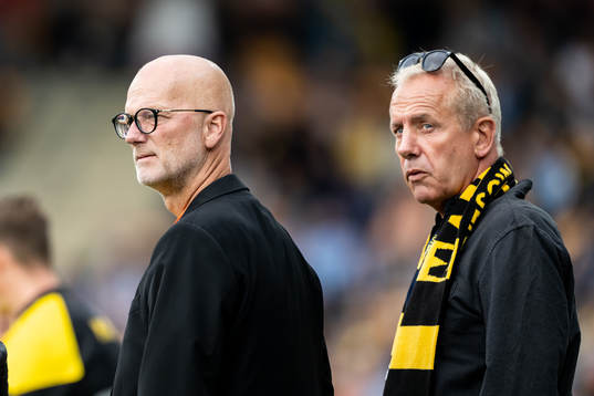Mjällbys ordförande Magnus Emeus och sportchef Hasse