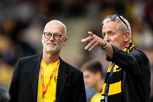 Mjällbys ordförande Magnus Emeus och sportchef Hasse