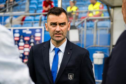 Magne Hoseth, head coach of Klaksvík