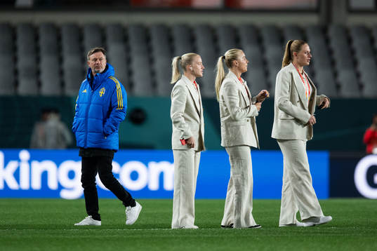 Head coach Peter Gerhardsson, Anna Sandberg, Stina
