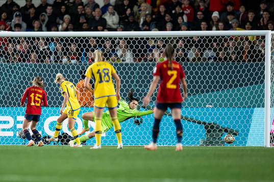 Salma Paralluelo of Spain (not pictured) scores 1-0