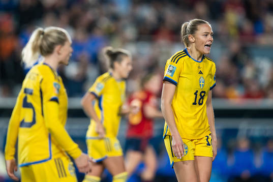 Fridolina Rolfö of Sweden reacts