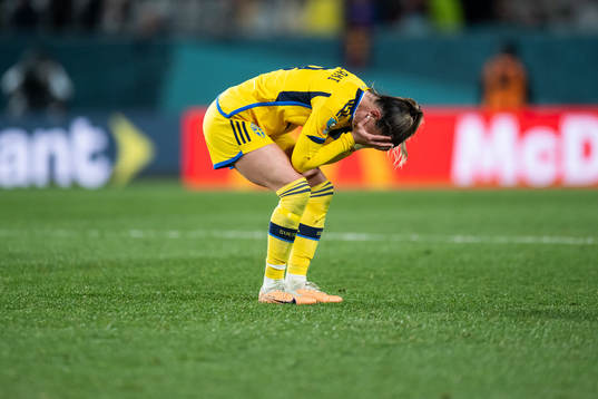 Kosovare Asllani of Sweden looks dejected