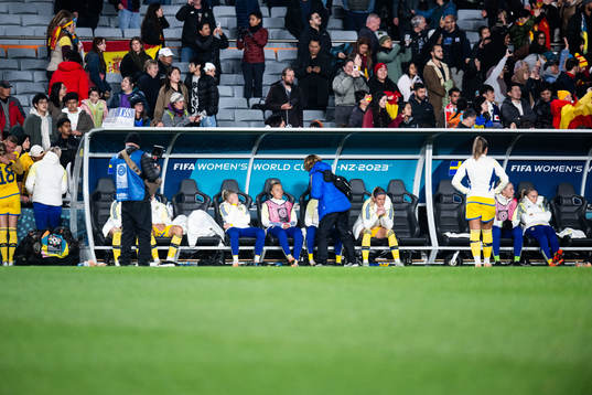 Players of Sweden look dejected