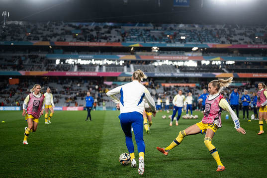 Fridolina Rolfö and Nathalie Björn of Sweden