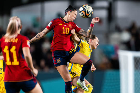 Jennifer Hermoso of Spain and Elin Rubensson of Sweden