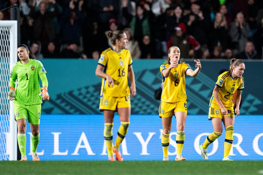 goalkeeper Zecira Musovic, Filippa Angeldahl, Magdalena