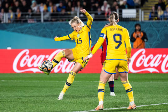 Rebecka Blomqvist of Sweden scores 1-1