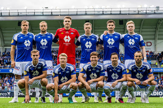 The starting eleven of Molde, from the top left; Martin