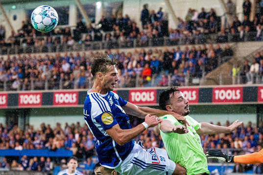 Magnus Grødem of Molde and Vegard Forren of Klaksvik