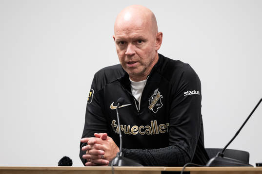 AIKs tränare Henning Berg