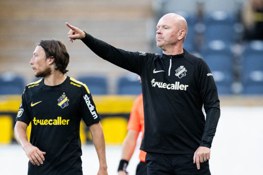 AIKs tränare Henning Berg