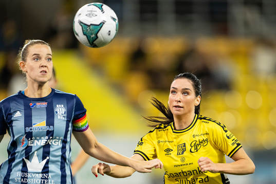 Husqvarnas Victoria Ström och Elfsborgs Izabella Bergström