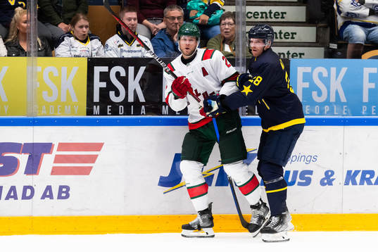 Frölundas Christian Folin och HV71s Joonas Nättinen