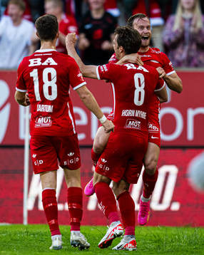 Bård Finne of Brann celebrates