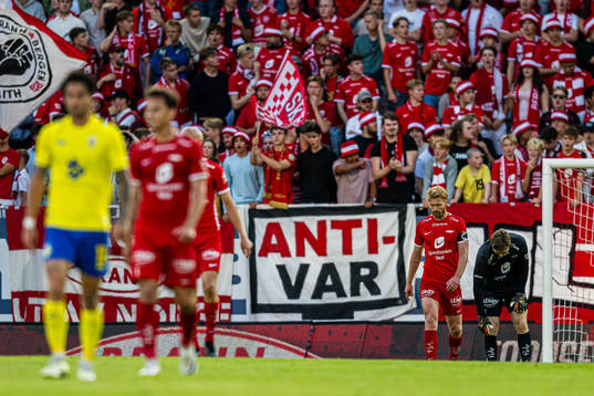 Sivert Heltne Nilsen of Brann looks dejected