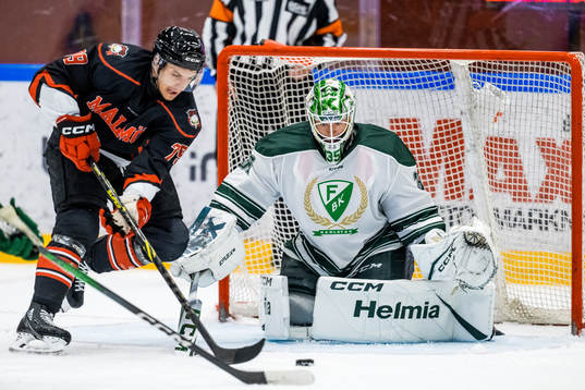 Malmö Redhawkss Jakub Galvas och Färjestads Carl Lindbom