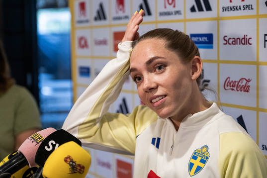 Elin Rubensson of the Swedish women's national football