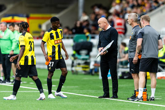 Akoua Romeo Amane and Head coach Head coach Per-Mathias