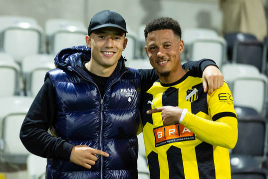 Hussein Carneil of IFK Göteborg and Tobias Sana of Häcken