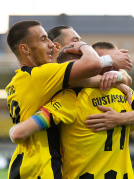 Samuel Gustafson of Häcken celebrates scoring 2-0 with his