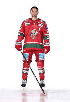s Josh Dickinsonposerar för ett porträtt