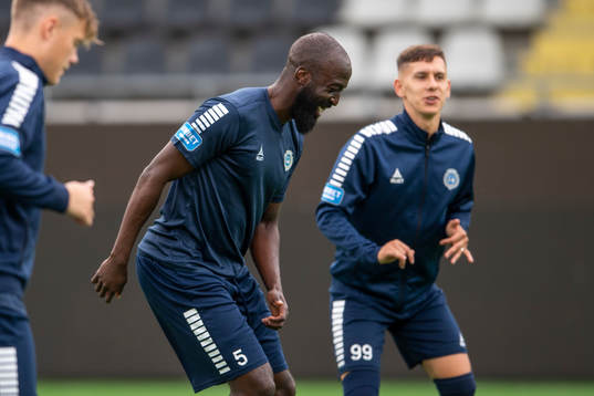 Utsiktens lagkapten Ronald Mukiibi