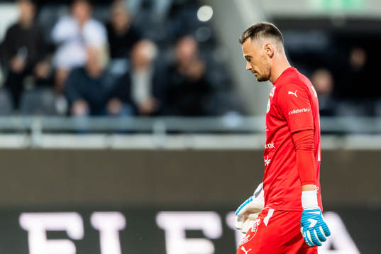 Västerås SKs målvakt Anton Fagerström deppar