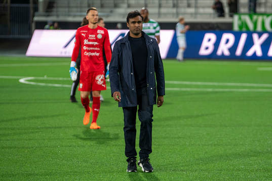 Västerås SKs tränare Kalle Karlsson deppar