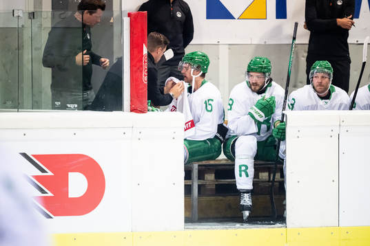 Simon Ryfors of Rögle receives medical attention
