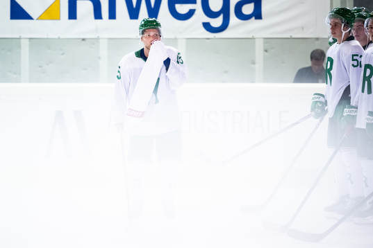 Simon Ryfors of Rögle looks dejected