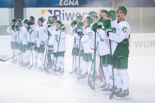 Brandon Davidson of Rögle looks dejected