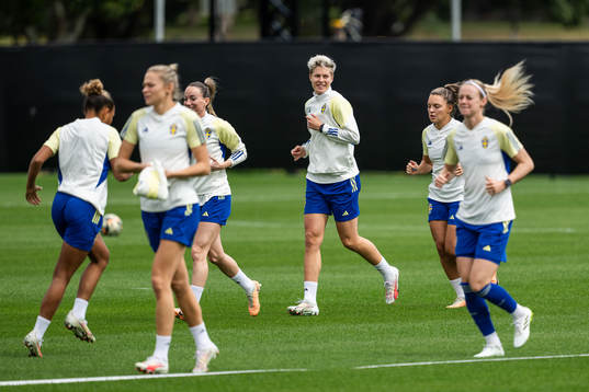 Kosovare Asllani, Lina Hurtig, Johanna Rytting Kaneryd and