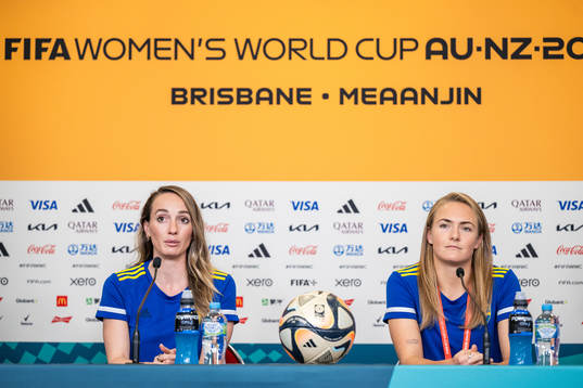 Kosovare Asllani and Magdalena Eriksson of the Swedish