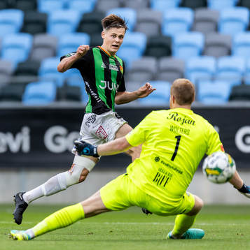 GAIS Axel Henriksson gör 1-0 bakom AFC Eskilstunas