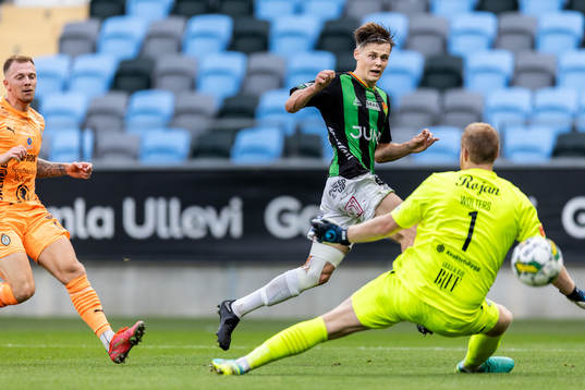 GAIS Axel Henriksson gör 1-0 bakom AFC Eskilstunas